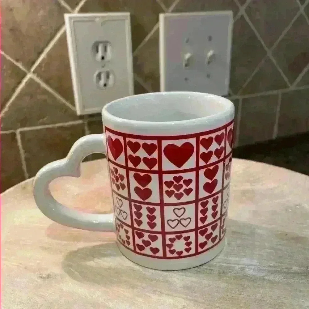 Heart Mug, Coffee, Tea, Valentines, Sweetheart, Anniversary, Heart Handle - Picture 2 of 6